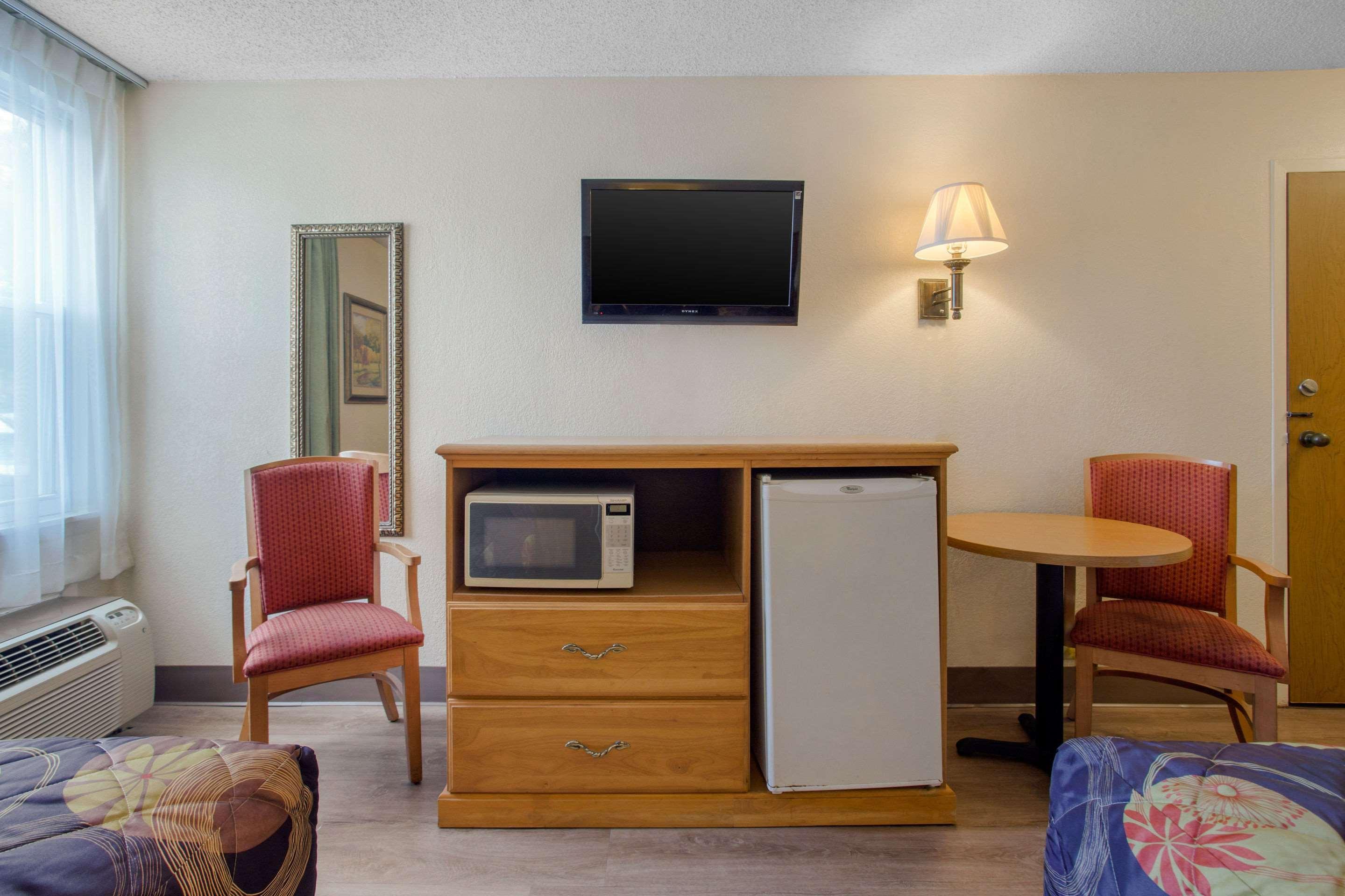 Rodeway Inn Άσβιλ Εξωτερικό φωτογραφία