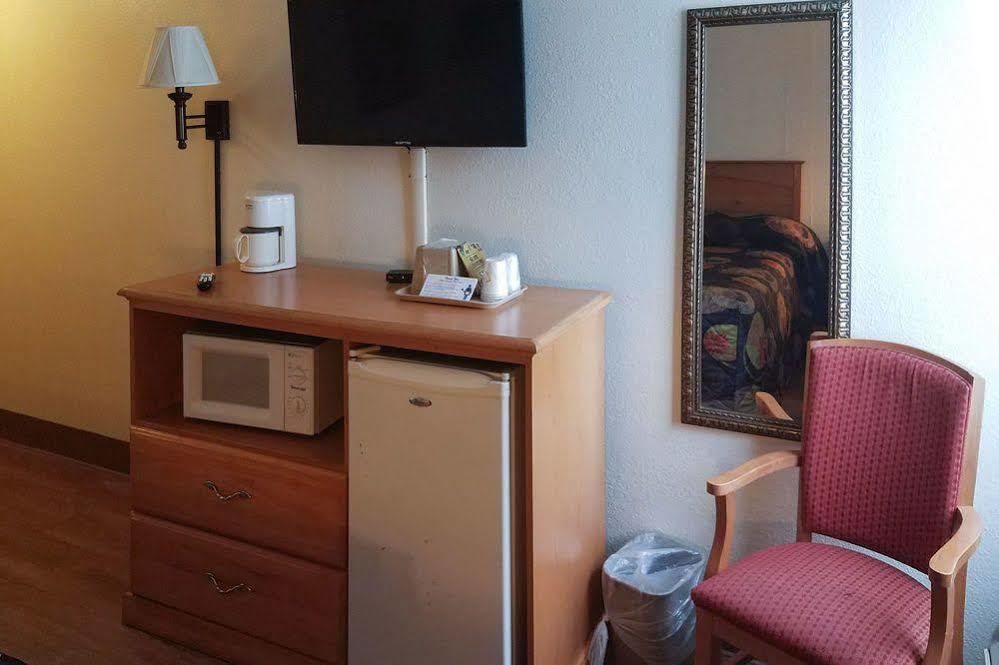 Rodeway Inn Άσβιλ Εξωτερικό φωτογραφία